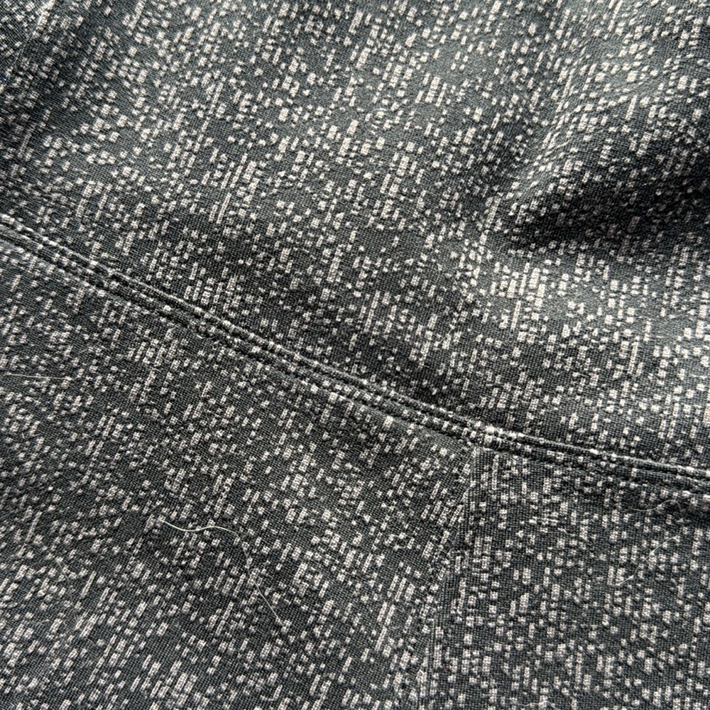 Athleta XS leggings gray toned print ankle - Picture 3 of 9